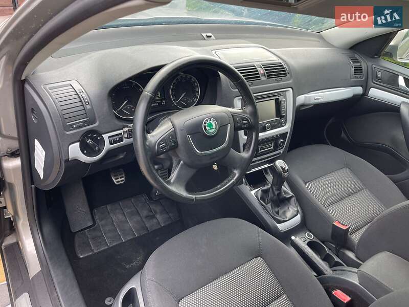 Универсал Skoda Octavia Scout 2011 в Любомле