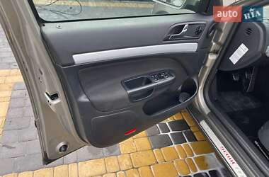 Универсал Skoda Octavia Scout 2011 в 