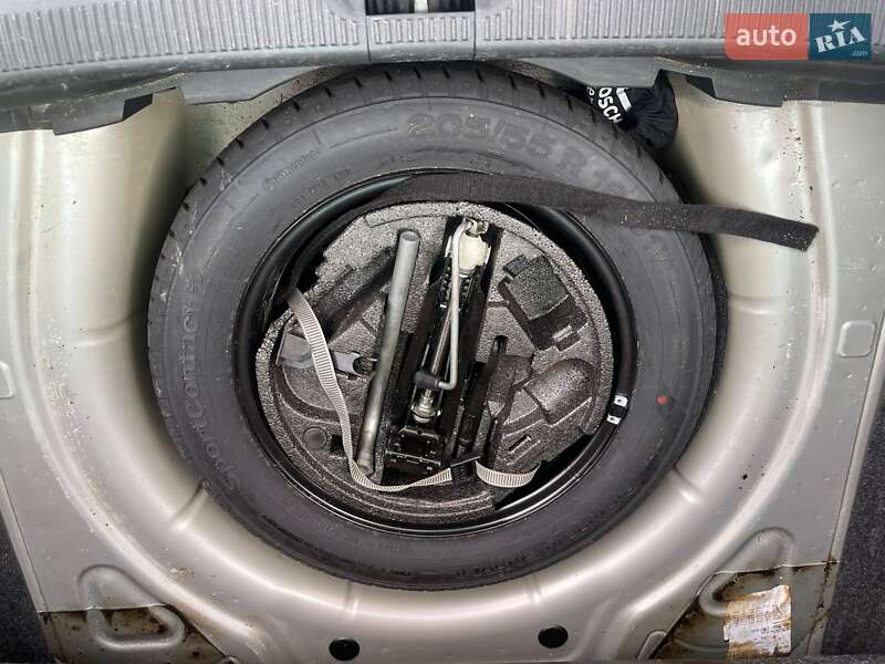 Универсал Skoda Octavia Scout 2011 в Любомле