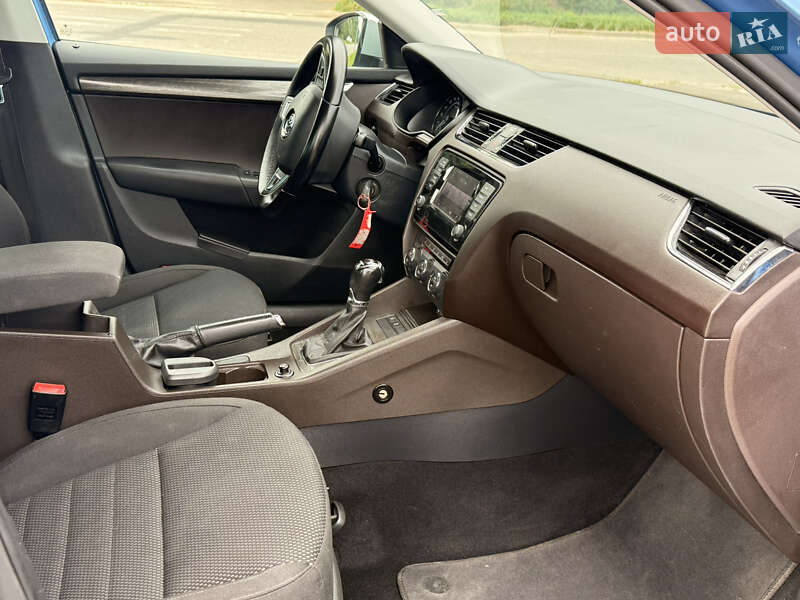 Универсал Skoda Octavia Scout 2014 в Львове