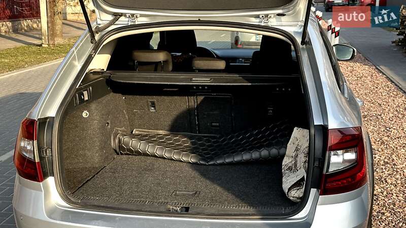 Универсал Skoda Octavia Scout 2017 в Сарнах фото 5 Универсал Skoda Octavia Scout 2017 в Сарнах
