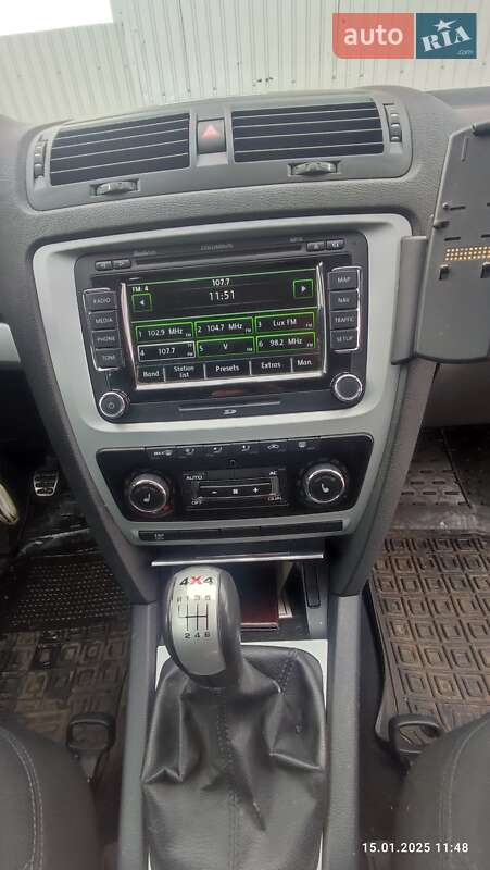 Универсал Skoda Octavia Scout 2009 в Чернигове