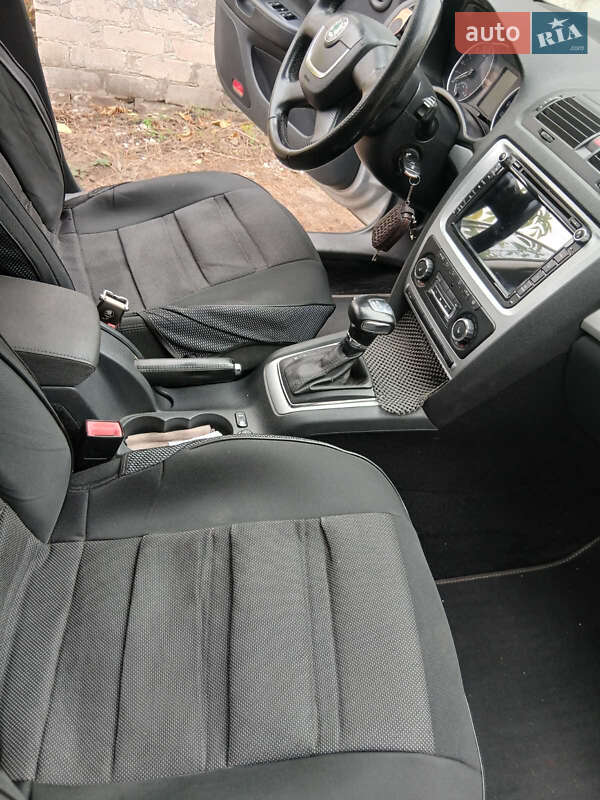 Универсал Skoda Octavia Scout 2012 в Днепре