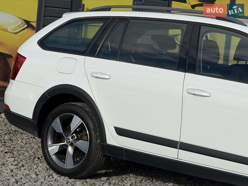 Універсал Skoda Octavia Scout 2015 в Стрию
