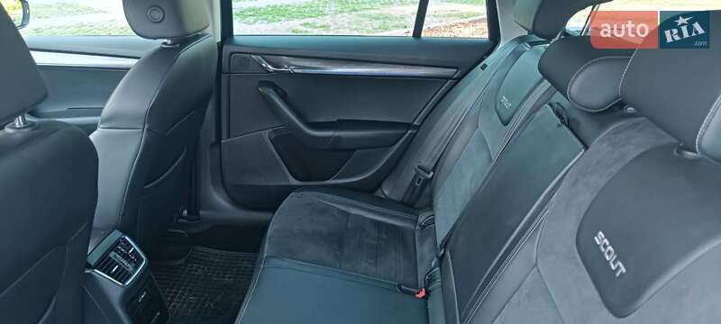Универсал Skoda Octavia Scout 2018 в Харькове фото 24 Универсал Skoda Octavia Scout 2018 в Харькове