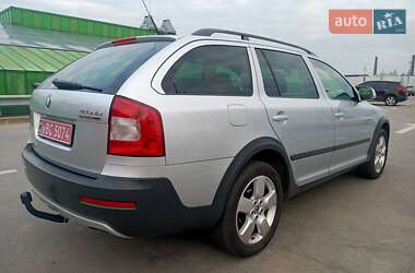 Универсал Skoda Octavia Scout 2009 в 