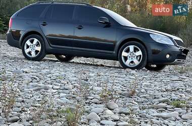 Універсал Skoda Octavia Scout 2011 в  фото 6 Універсал Skoda Octavia Scout 2011 в
