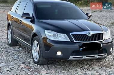 Універсал Skoda Octavia Scout 2011 в  фото 10 Універсал Skoda Octavia Scout 2011 в