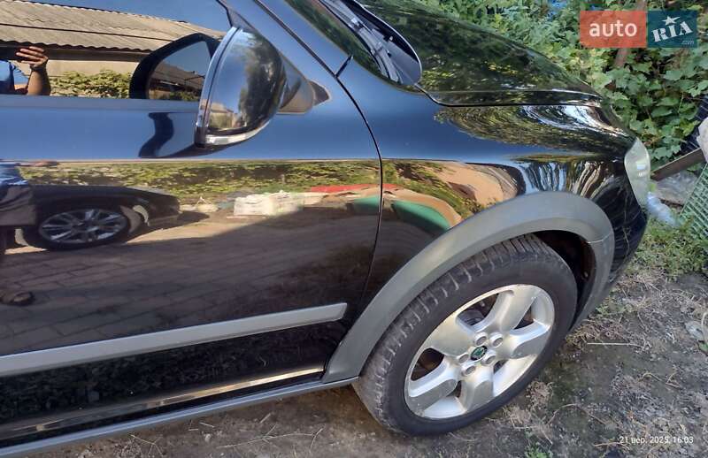 Универсал Skoda Octavia Scout 2011 в Виноградове