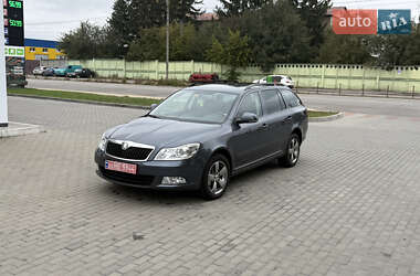 Универсал Skoda Octavia Scout 2010 в 