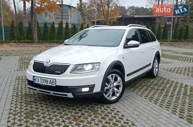 Універсал Skoda Octavia Scout 2015 в Харкові