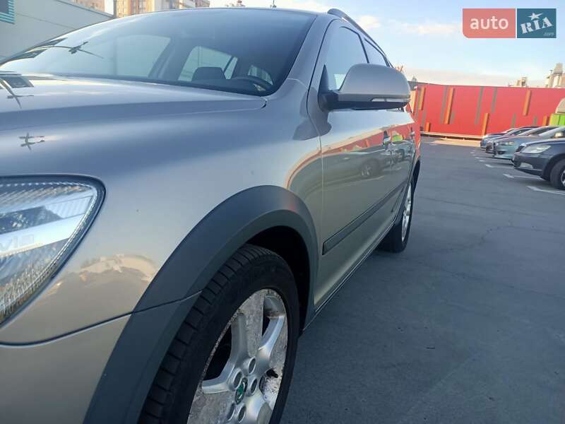 Универсал Skoda Octavia Scout 2012 в Киеве фото 13 Универсал Skoda Octavia Scout 2012 в Киеве