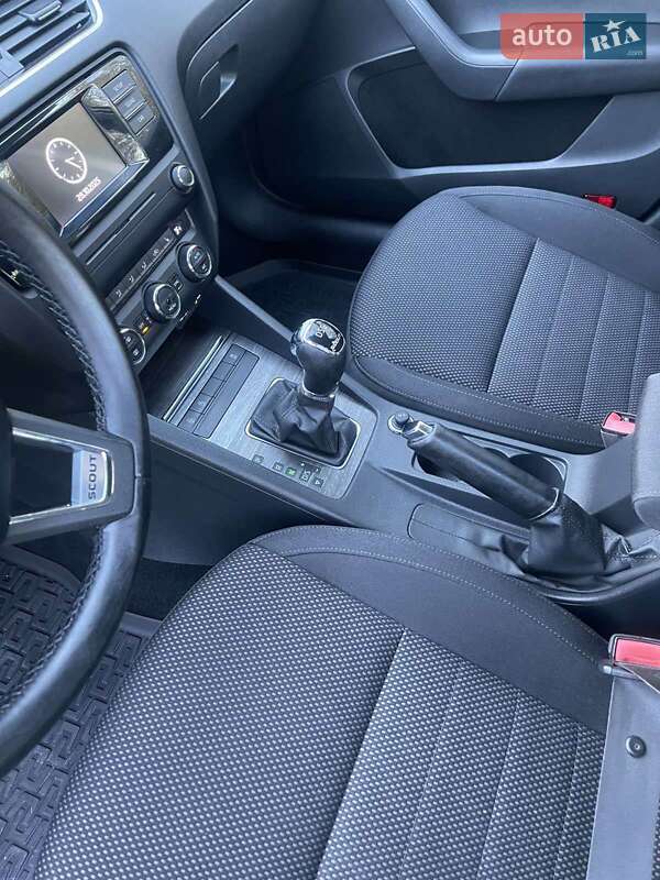 Універсал Skoda Octavia Scout 2015 в Долині