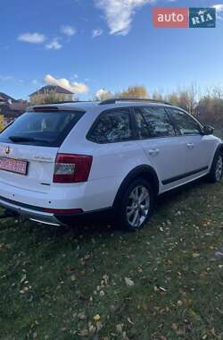 Универсал Skoda Octavia Scout 2015 в Долине