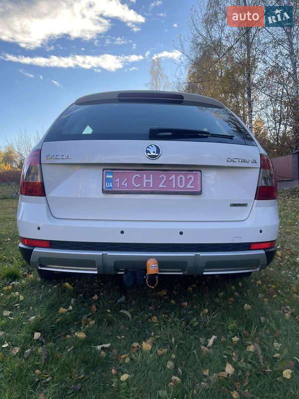 Універсал Skoda Octavia Scout 2015 в Долині