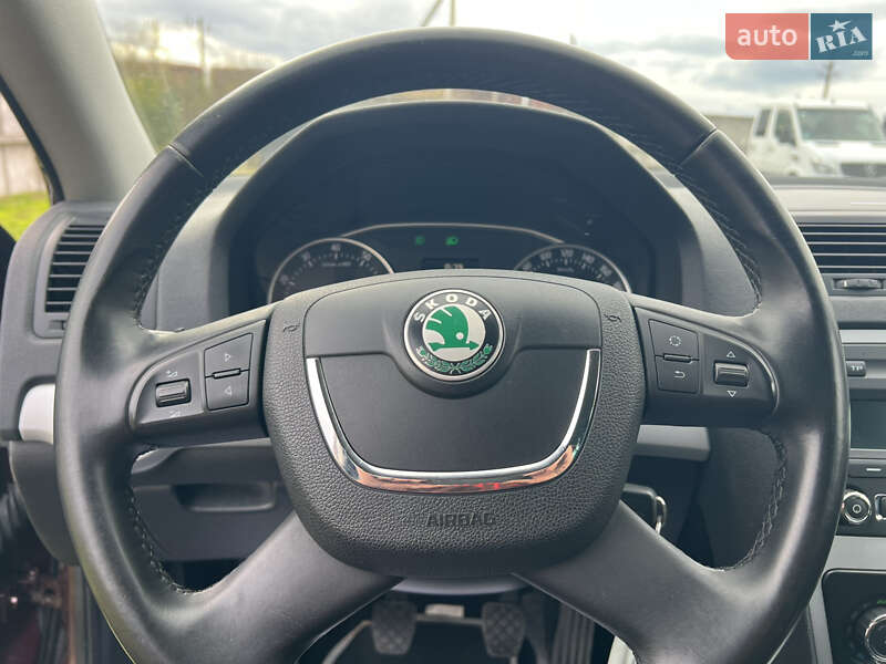 Универсал Skoda Octavia Scout 2009 в Рожище