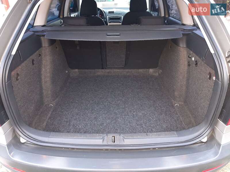 Универсал Skoda Octavia Scout 2012 в Смеле