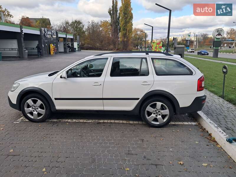 Универсал Skoda Octavia Scout 2012 в Харькове фото 2 Универсал Skoda Octavia Scout 2012 в Харькове