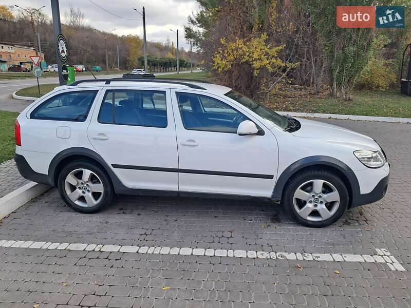 Универсал Skoda Octavia Scout 2012 в Харькове фото 7 Универсал Skoda Octavia Scout 2012 в Харькове