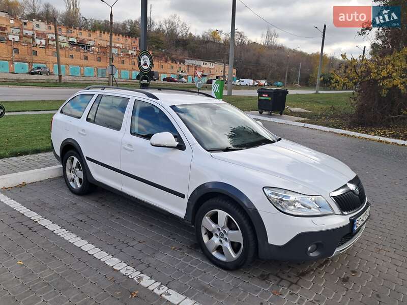 Универсал Skoda Octavia Scout 2012 в Харькове фото 11 Универсал Skoda Octavia Scout 2012 в Харькове