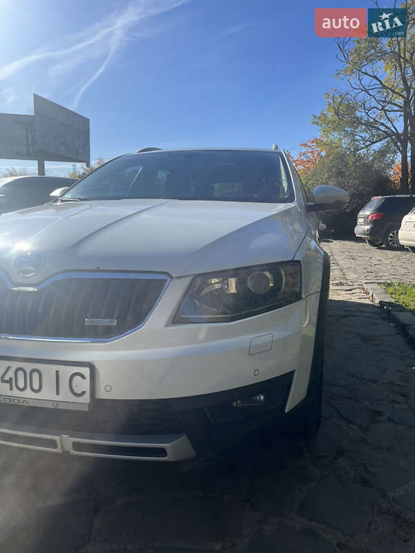 Skoda Octavia Scout 2015 Skoda Octavia Scout 2015