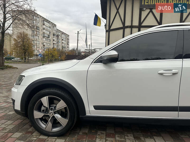 Універсал Skoda Octavia Scout 2015 в Рівному