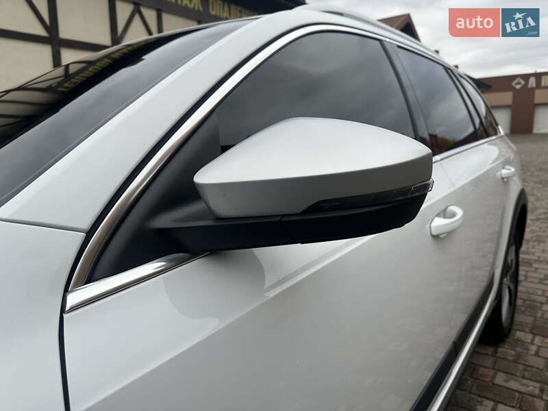 Універсал Skoda Octavia Scout 2015 в Рівному