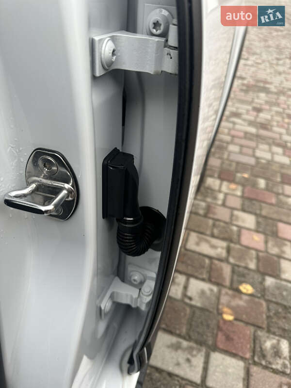 Універсал Skoda Octavia Scout 2015 в Рівному