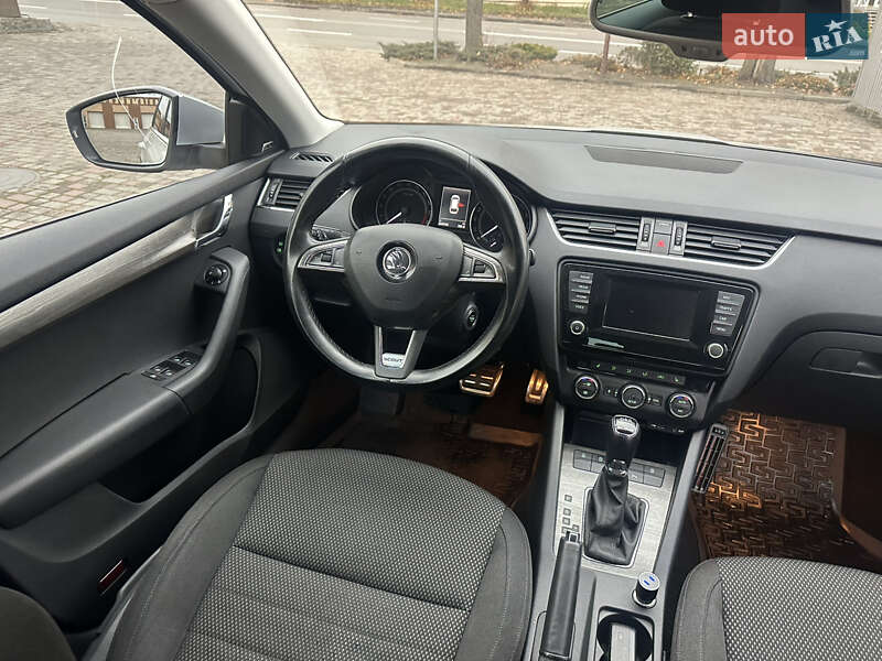 Універсал Skoda Octavia Scout 2015 в Рівному