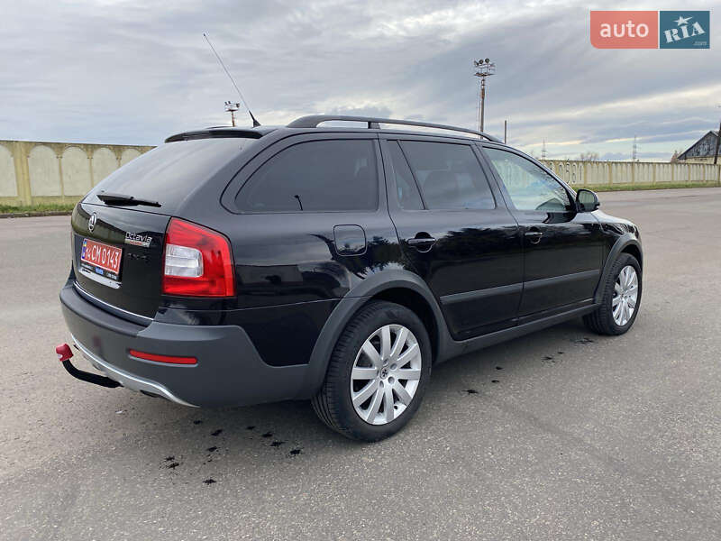 Универсал Skoda Octavia Scout 2011 в Калуше