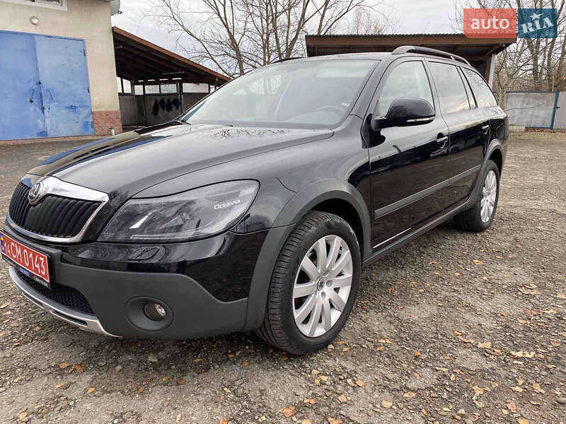 Универсал Skoda Octavia Scout 2011 в Калуше