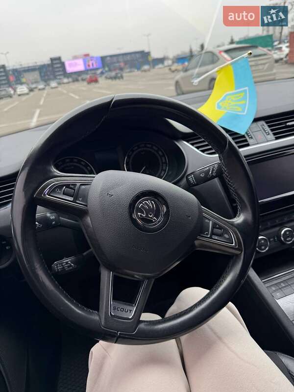 Універсал Skoda Octavia Scout 2016 в Києві фото 15 Універсал Skoda Octavia Scout 2016 в Києві
