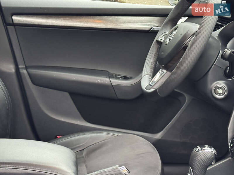 Универсал Skoda Octavia Scout 2016 в Трускавце фото 94 Универсал Skoda Octavia Scout 2016 в Трускавце