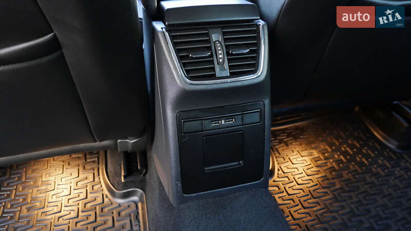 Универсал Skoda Octavia Scout 2019 в Львове