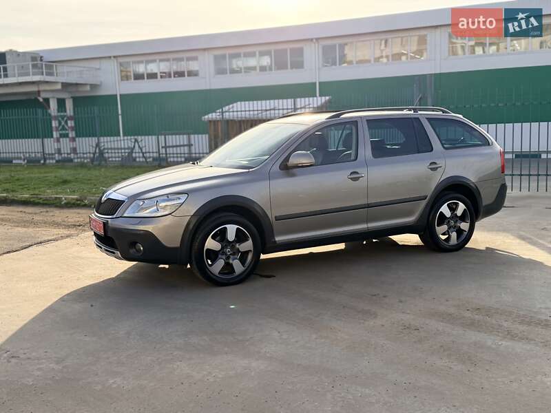 Универсал Skoda Octavia Scout 2013 в Вознесенске