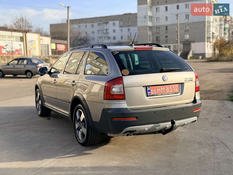 Универсал Skoda Octavia Scout 2013 в Вознесенске