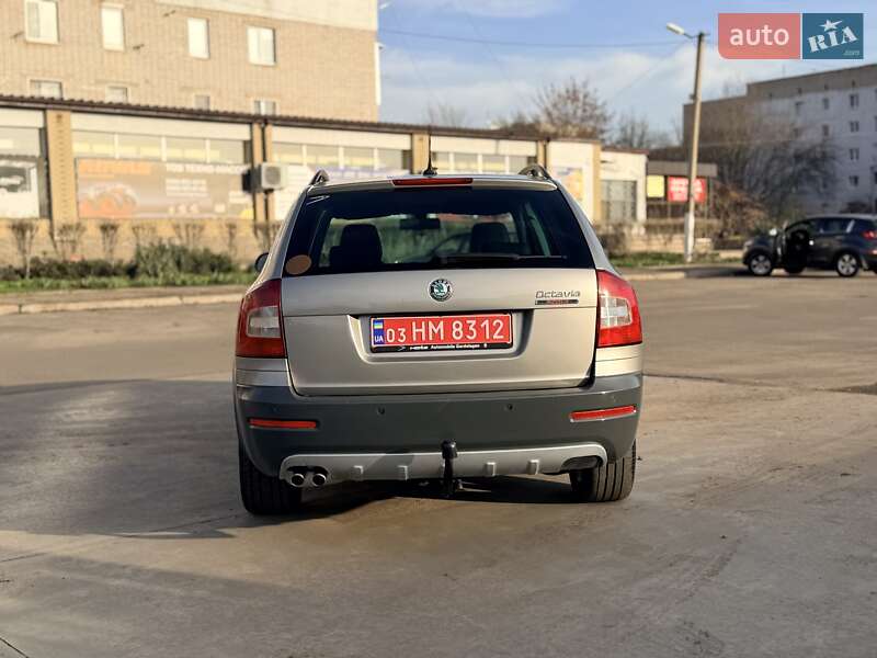 Универсал Skoda Octavia Scout 2013 в Вознесенске
