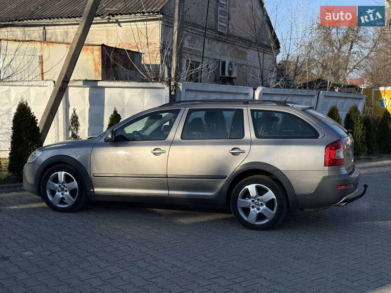 Универсал Skoda Octavia Scout 2010 в Луцке