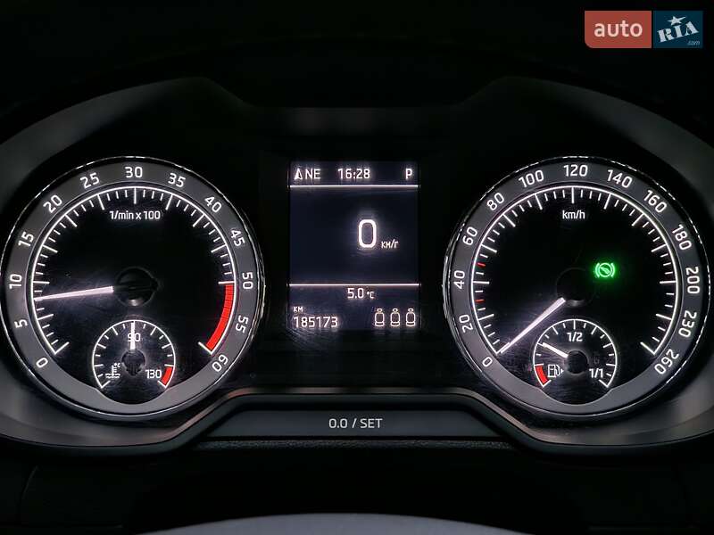 Универсал Skoda Octavia Scout 2017 в Киеве фото 36 Универсал Skoda Octavia Scout 2017 в Киеве