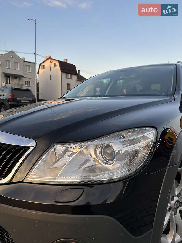 Универсал Skoda Octavia Scout 2010 в Славском