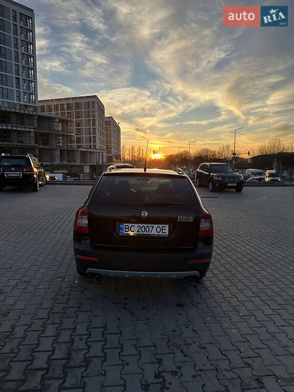 Универсал Skoda Octavia Scout 2010 в Славском