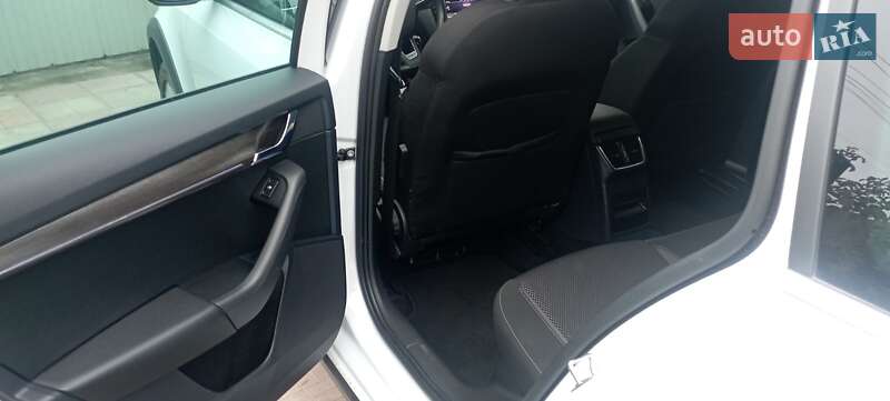 Универсал Skoda Octavia Scout 2015 в Бобровице