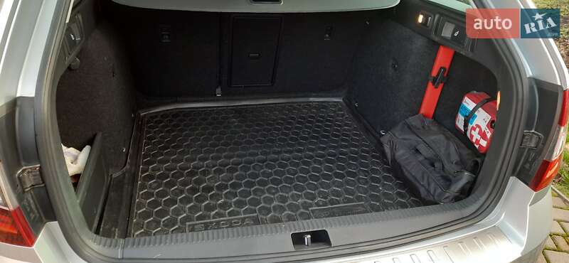 Універсал Skoda Octavia Scout 2018 в Лубнах
