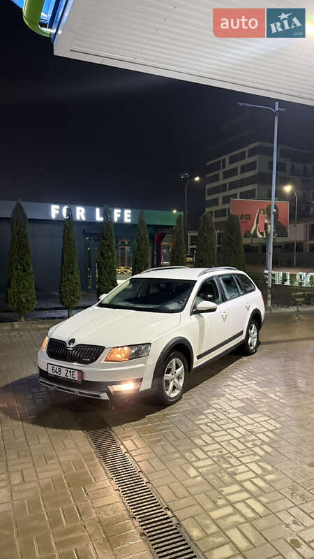 Універсал Skoda Octavia Scout 2014 в Ужгороді