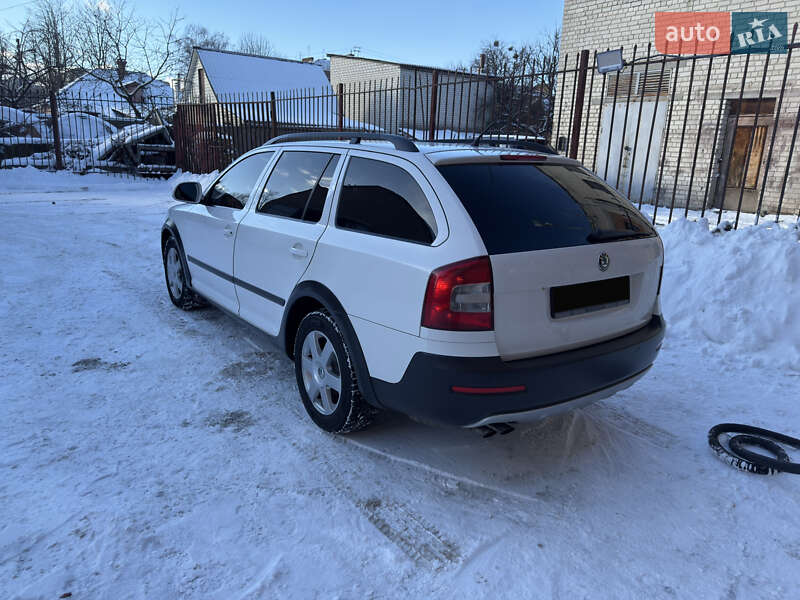Універсал Skoda Octavia Scout 2011 в Черкасах