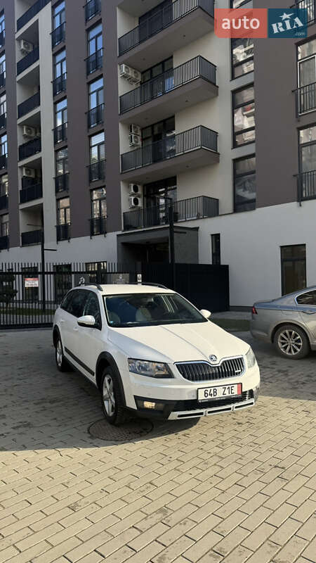 Універсал Skoda Octavia Scout 2014 в Ужгороді