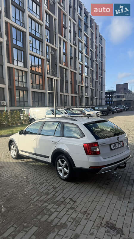 Універсал Skoda Octavia Scout 2014 в Ужгороді