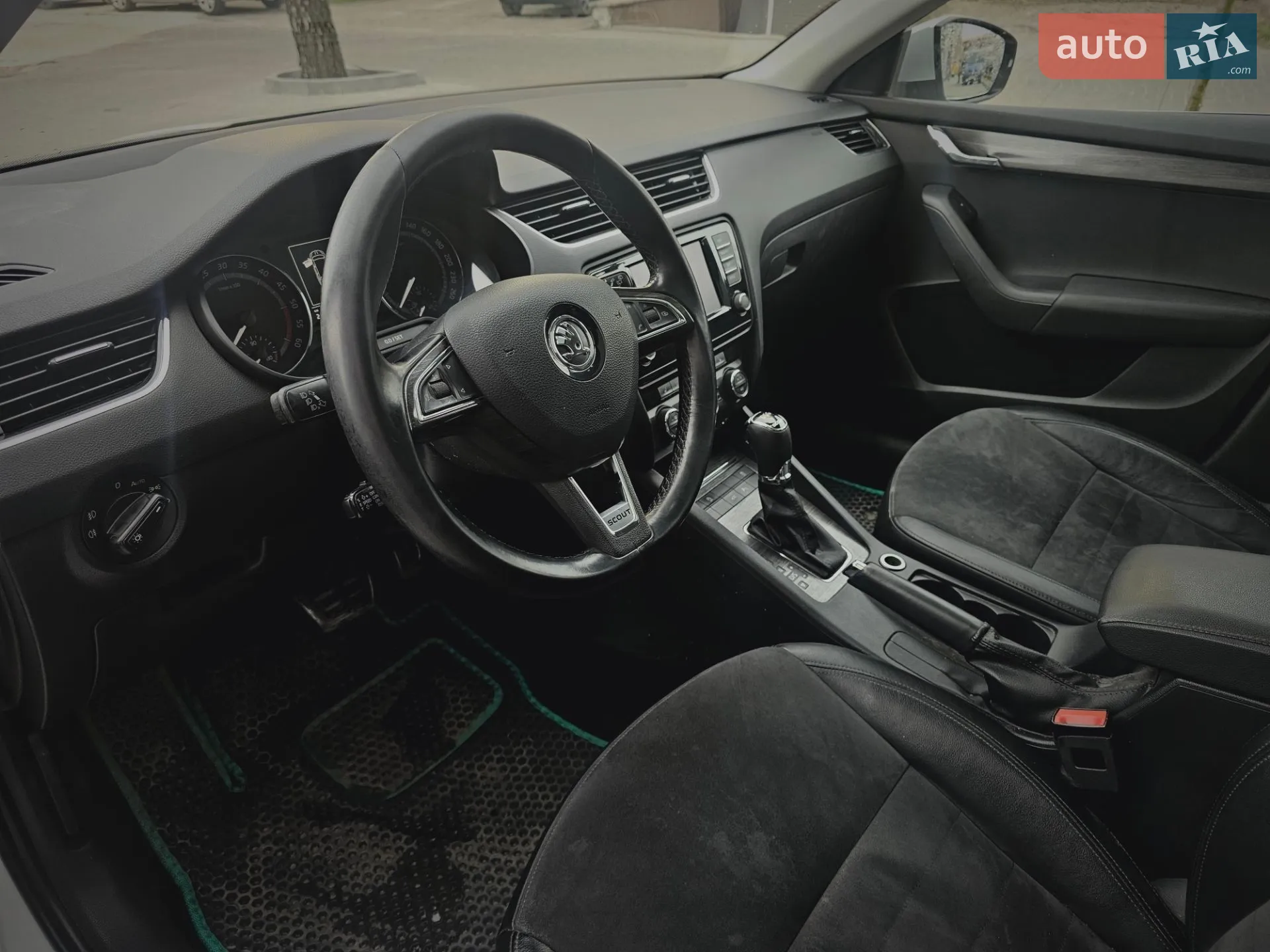 2016 Skoda Octavia - мініатюра 26