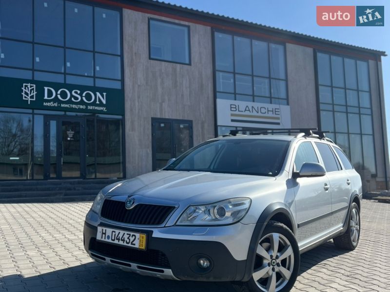 Skoda Octavia Scout 2011