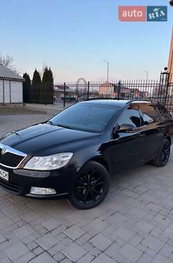 Универсал Skoda Octavia Scout 2009 в Гайсине